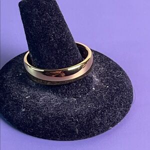 Men's Tungsten Carbide 18k gold polish Wedding Band Size 12